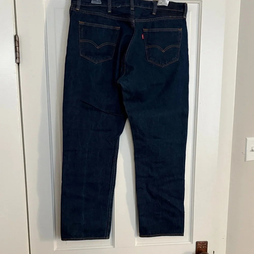 Levis 501 Dark Wash Blue Jeans‎ 38/32